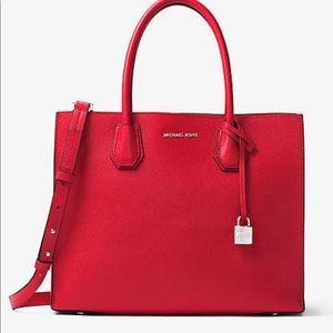 Micheal Kors red tote bag